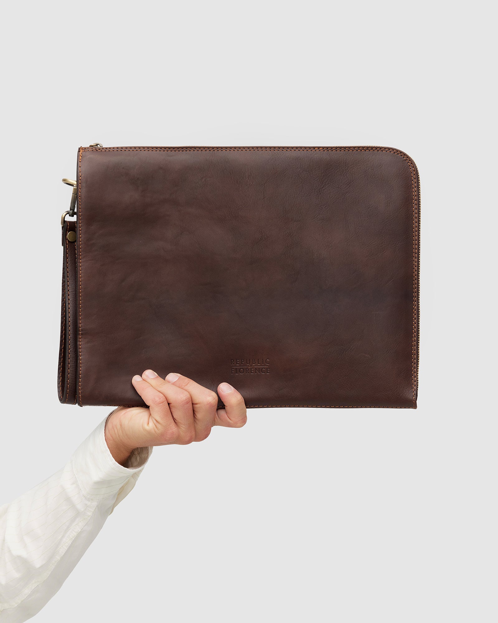 Charta Choc Matt - Leather Document Holder - 13' laptop