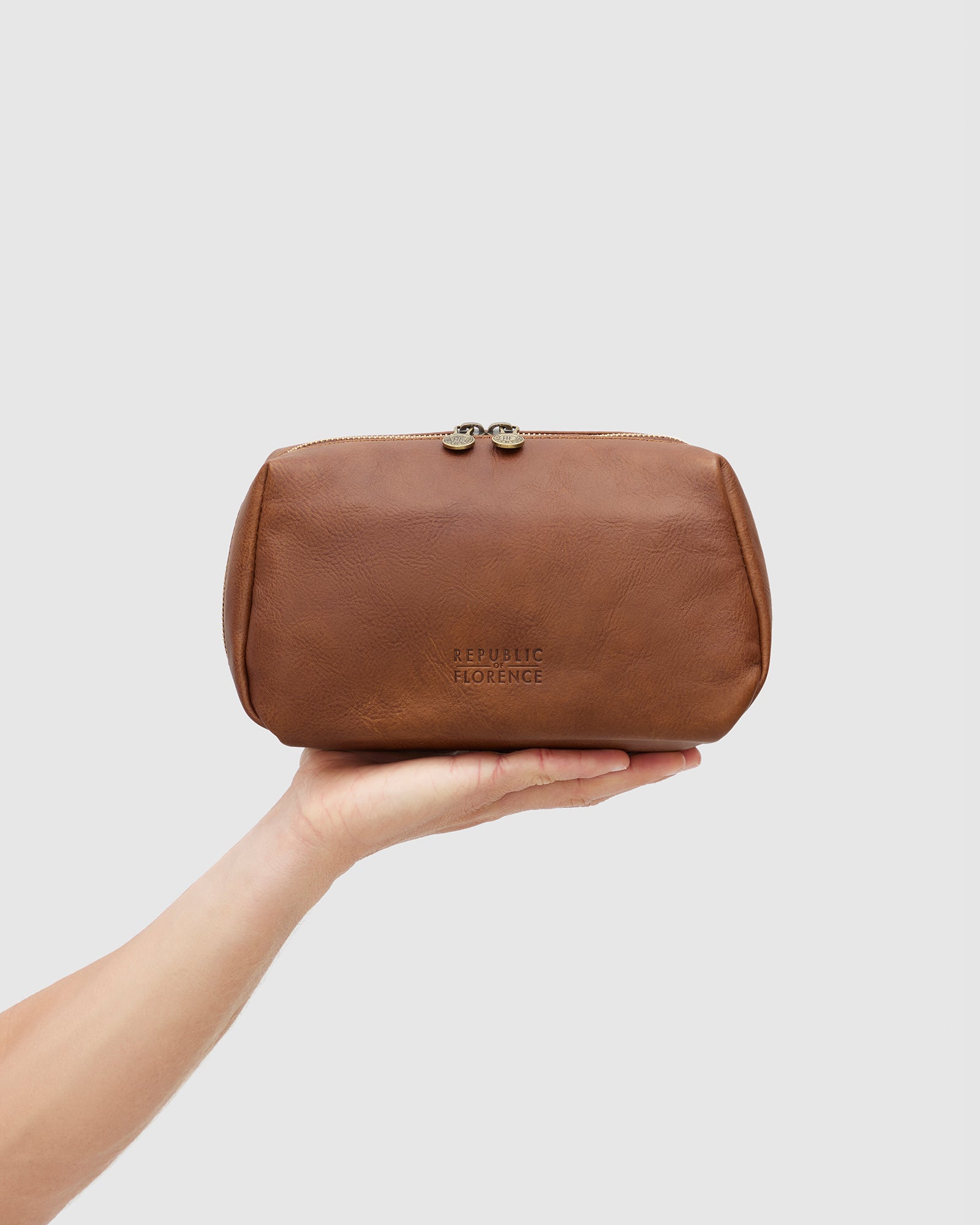 Otto Matt Brown Leather Dopp Kit
