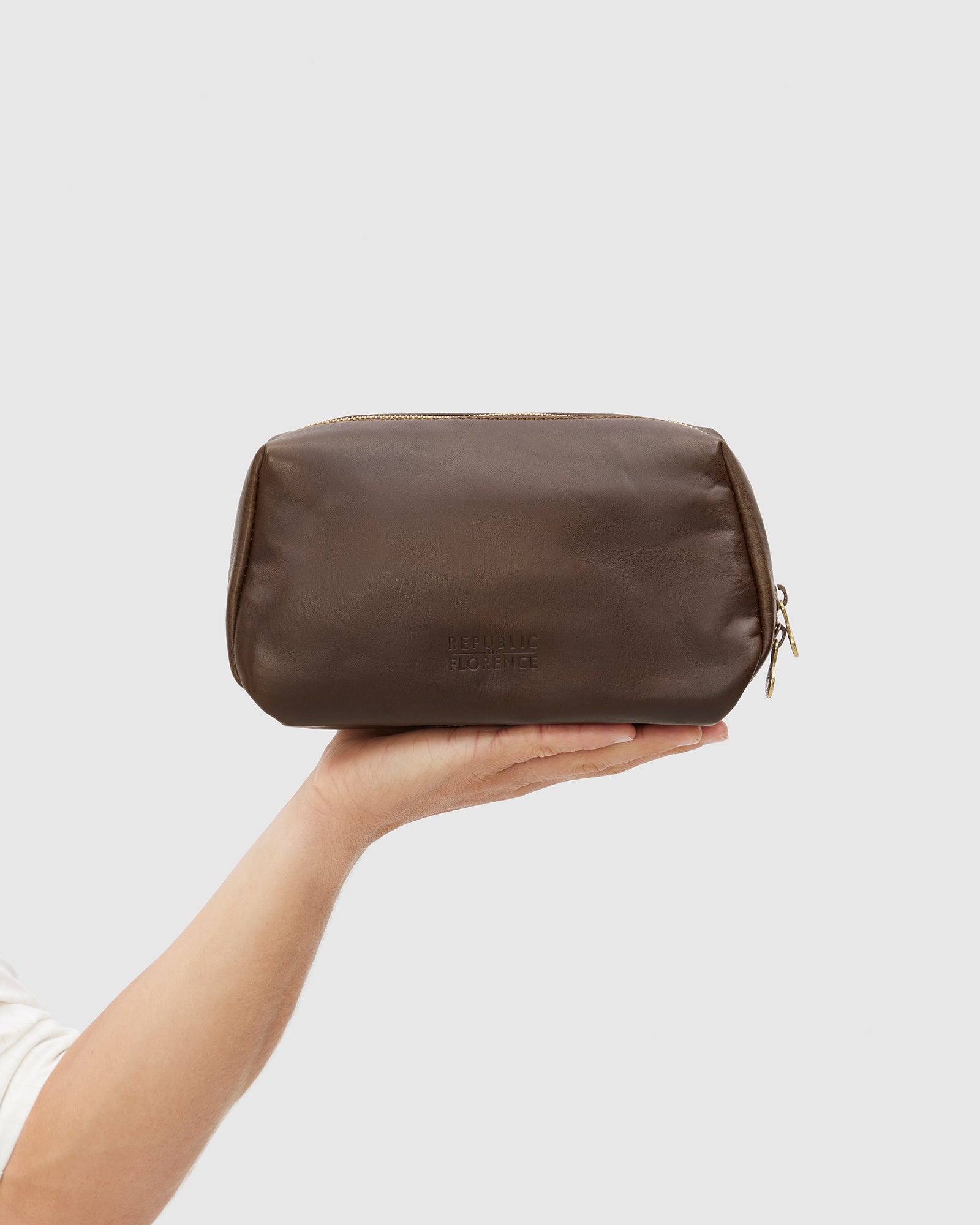 Otto Matt Chocolate Leather Toiletry Bag