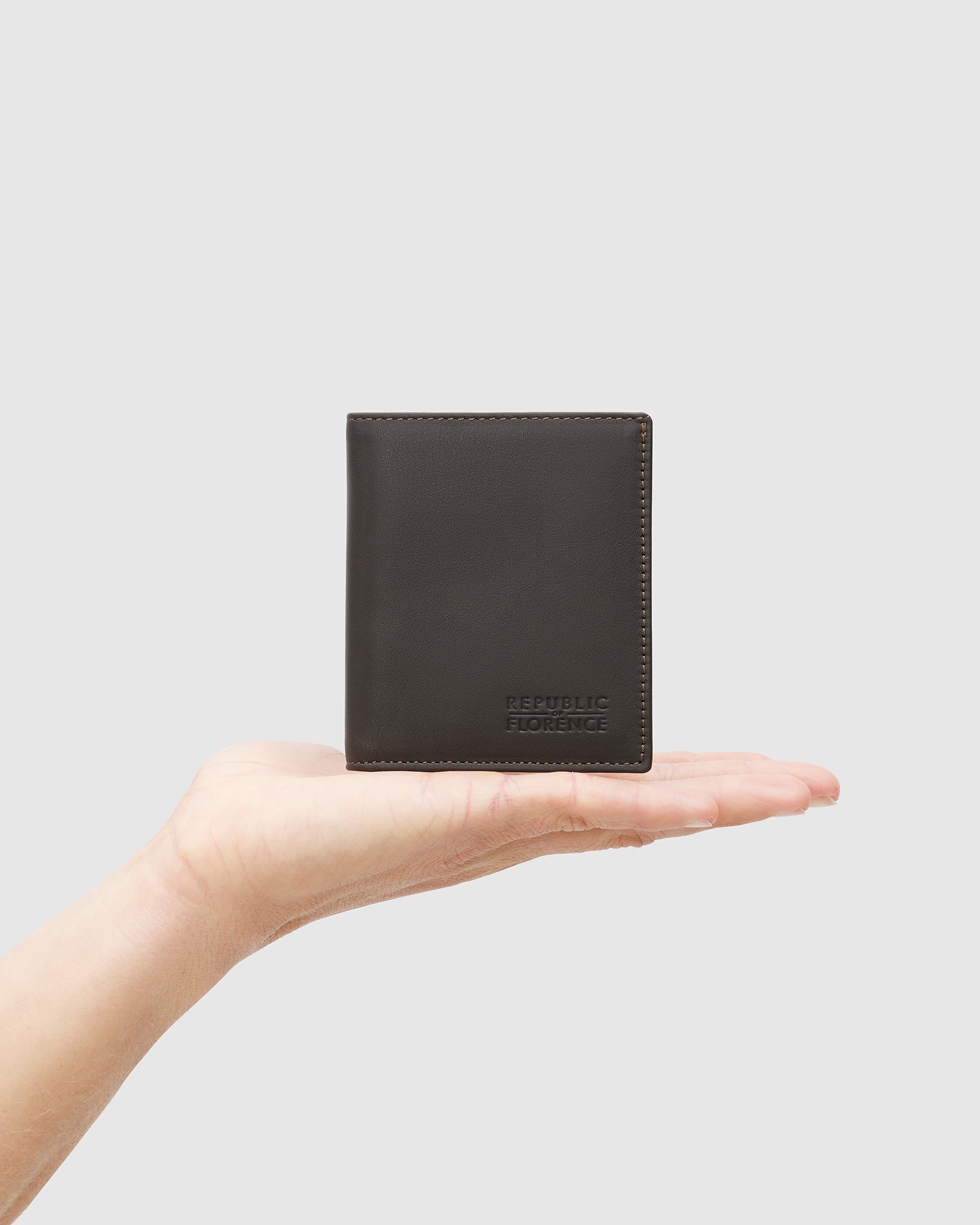 Verdi Chocolate - Slim Bi-fold Leather Men's Wallet